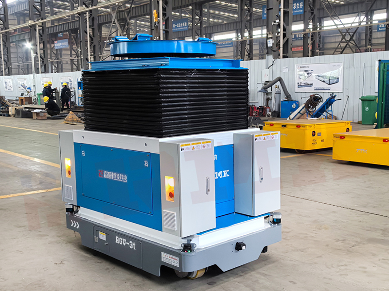 AGV multifuncional de 3 toneladas con elevación